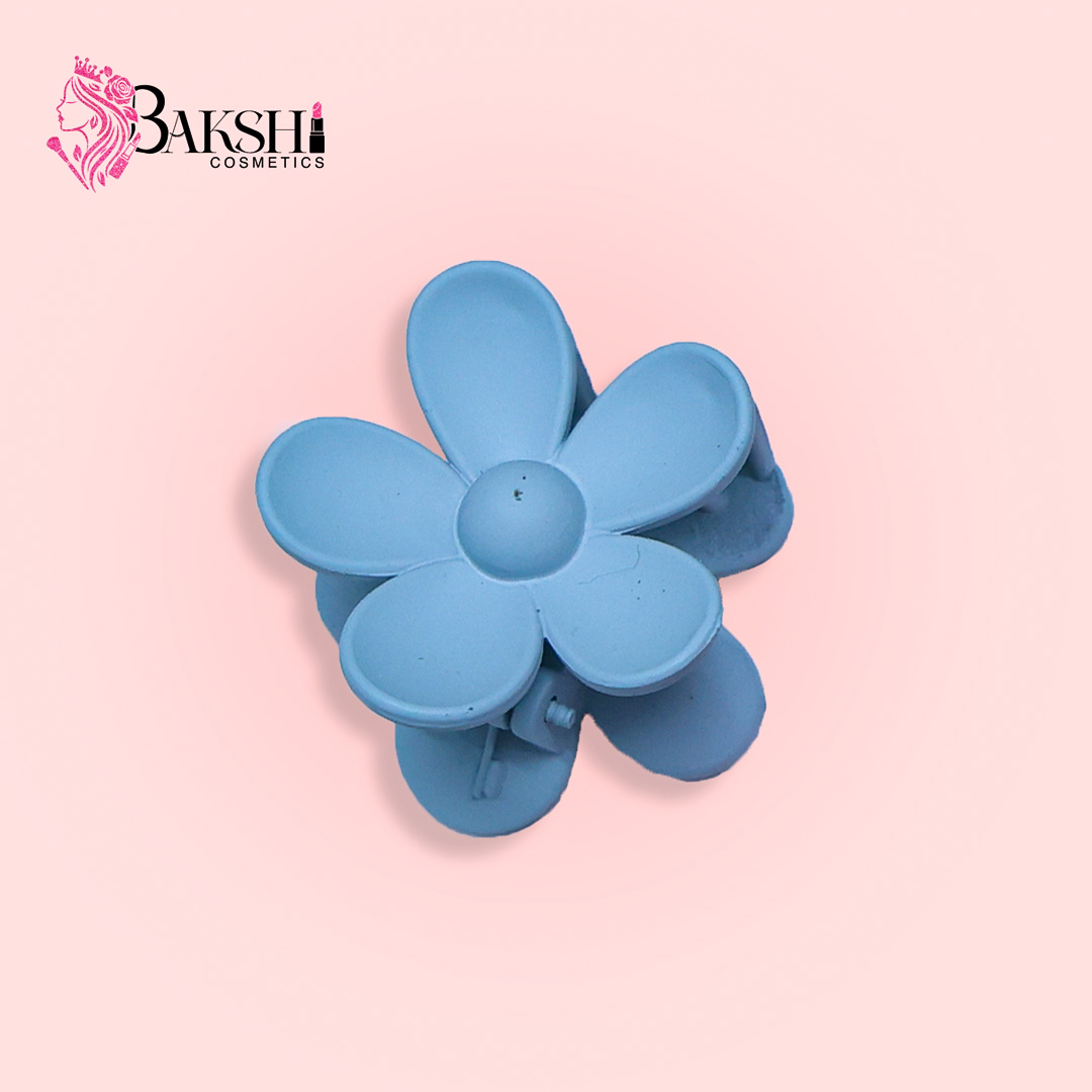 Minimalist 5-Petal Matte Flower Claw – Baby Blue